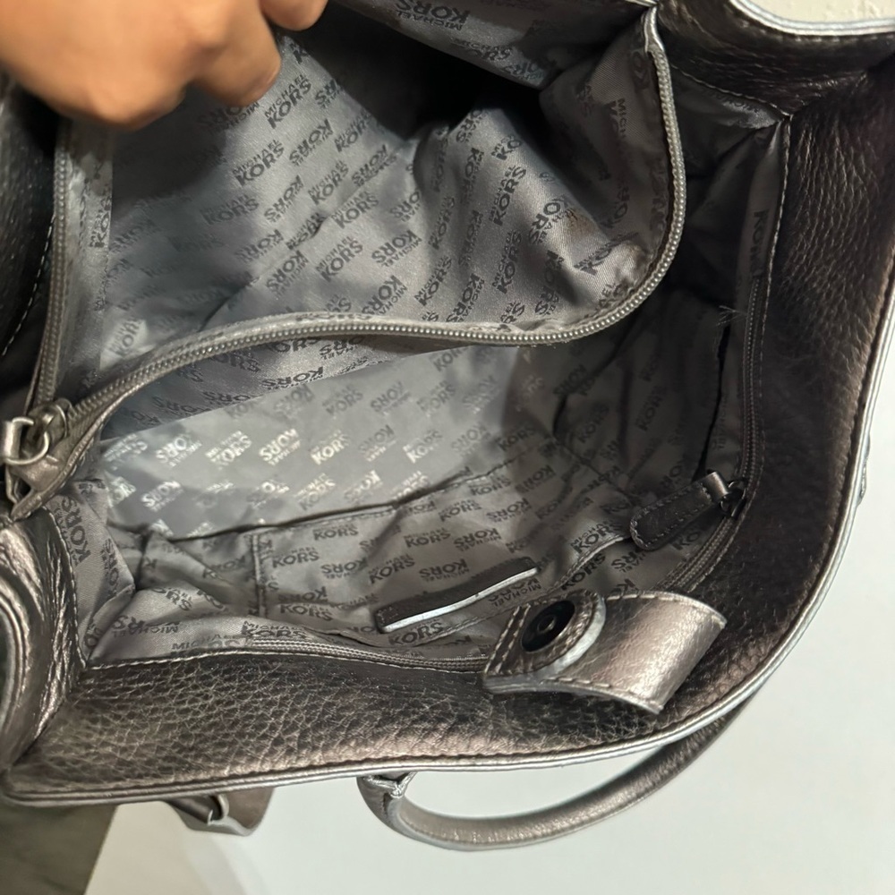 Michael Kors Satchel - Picture 15 of 16